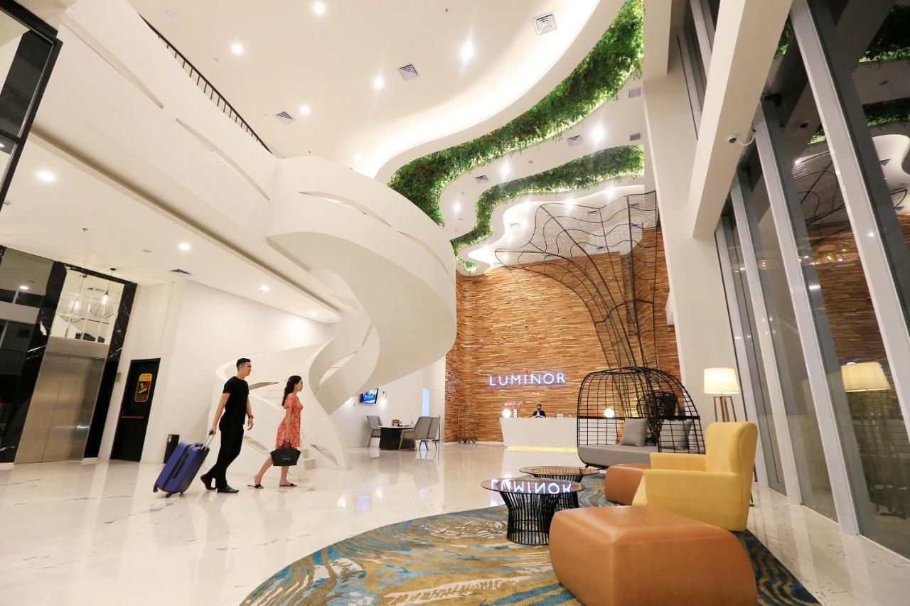 Luminor Hotel Purwokerto By Wh Exterior foto